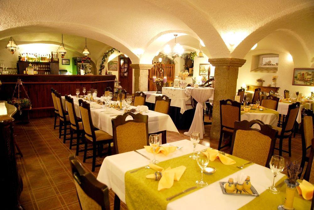 Logis L'Auberge Gutshof بيشوفسفيردا المظهر الخارجي الصورة