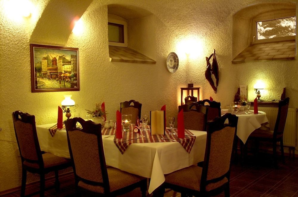 Logis L'Auberge Gutshof بيشوفسفيردا المظهر الخارجي الصورة